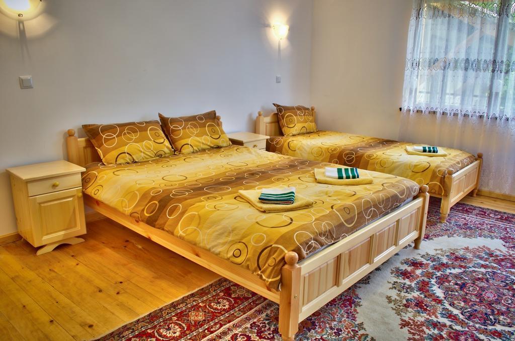 ספרבה בניה Guest House Joji חדר תמונה