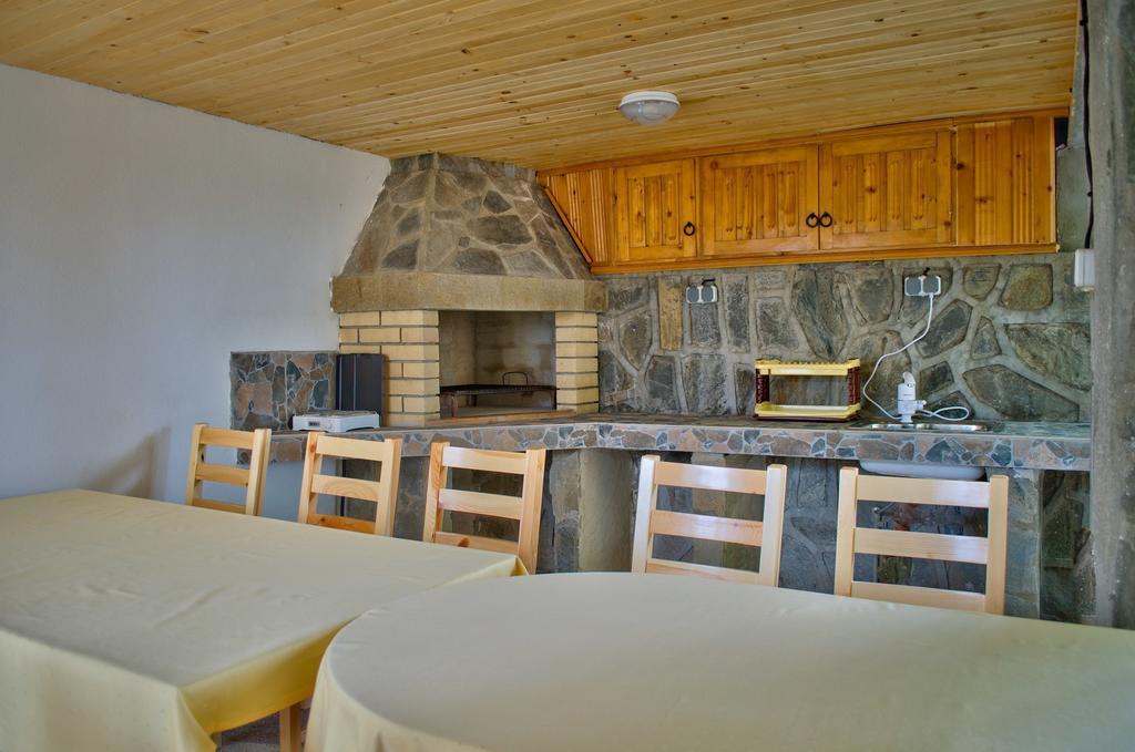 ספרבה בניה Guest House Joji מראה חיצוני תמונה