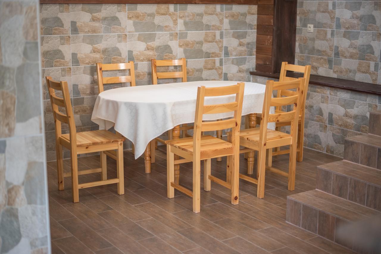 ספרבה בניה Guest House Joji מראה חיצוני תמונה